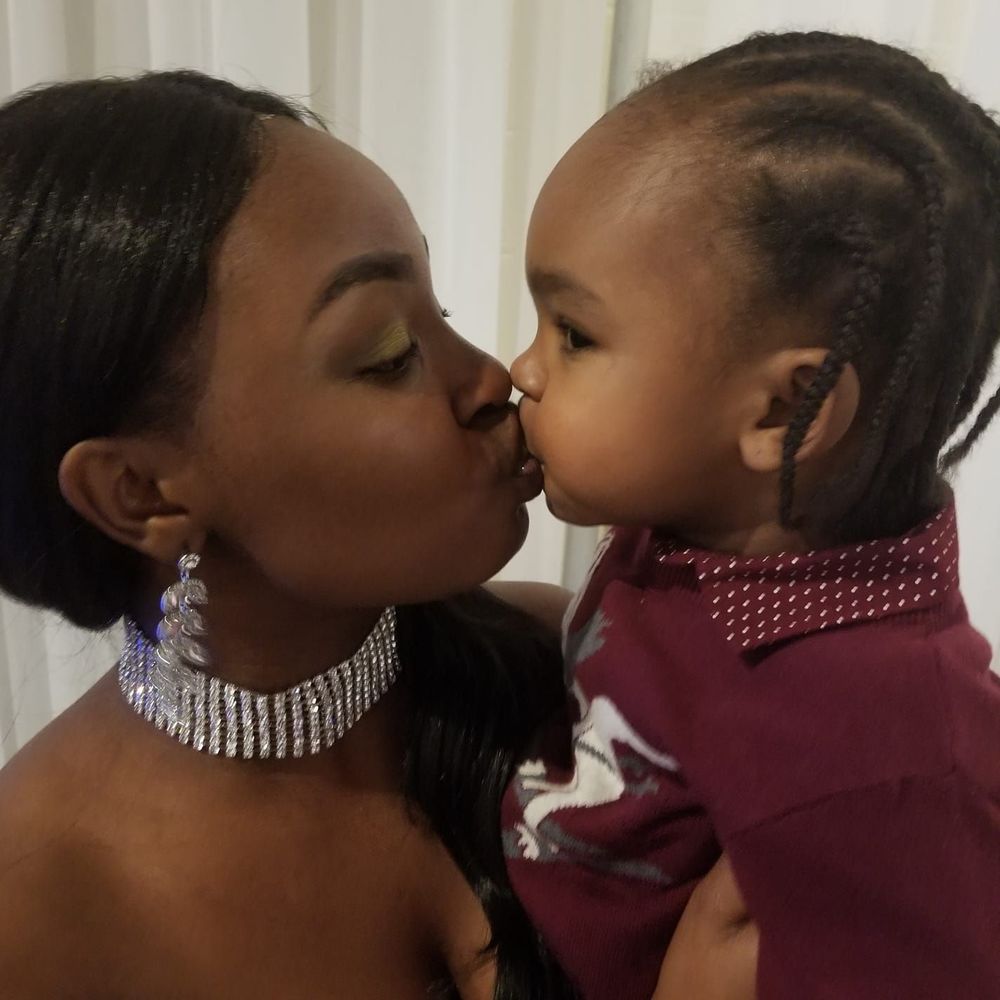 Meet your Posher, Toy